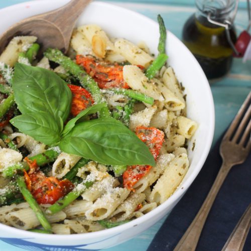 Tony's Sundried Tomato & Asparagus Pasta with Pesto
