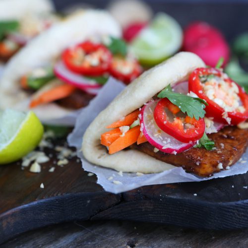 Bao Buns with Sticky Tofu