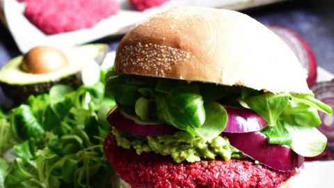 Beetroot & Quinoa Burgers