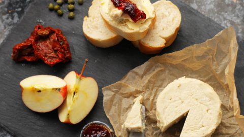 Speedy Cashew Cream Cheese