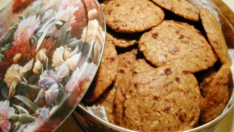 Oaty Orange & Date Cookies
