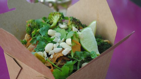 Easy Noodles & Veggies in a Peanut Chilli Ginger Sauce