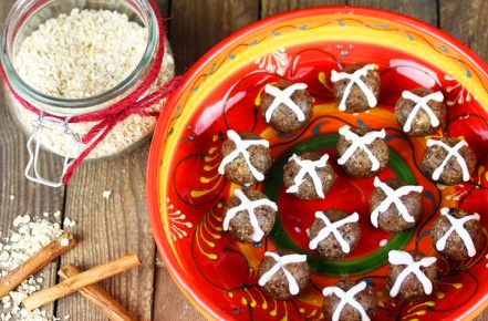 Hot Cross Energy Balls