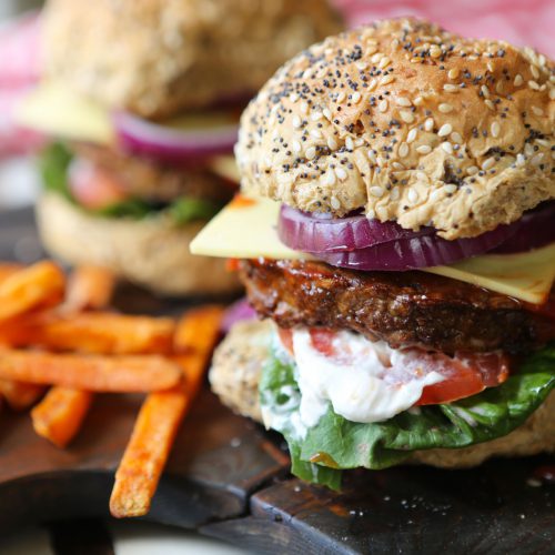 Vegan Cheeseburger (supermarket style)