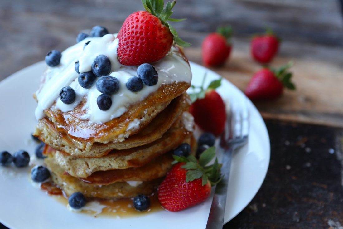 Healthy (& very tasty) Vegan Pancakes - Vegan Recipe Club