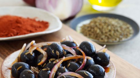 Spanish olives with vegan cheese marinated in olive oil