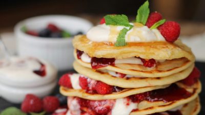 A stack of vegan pancakes