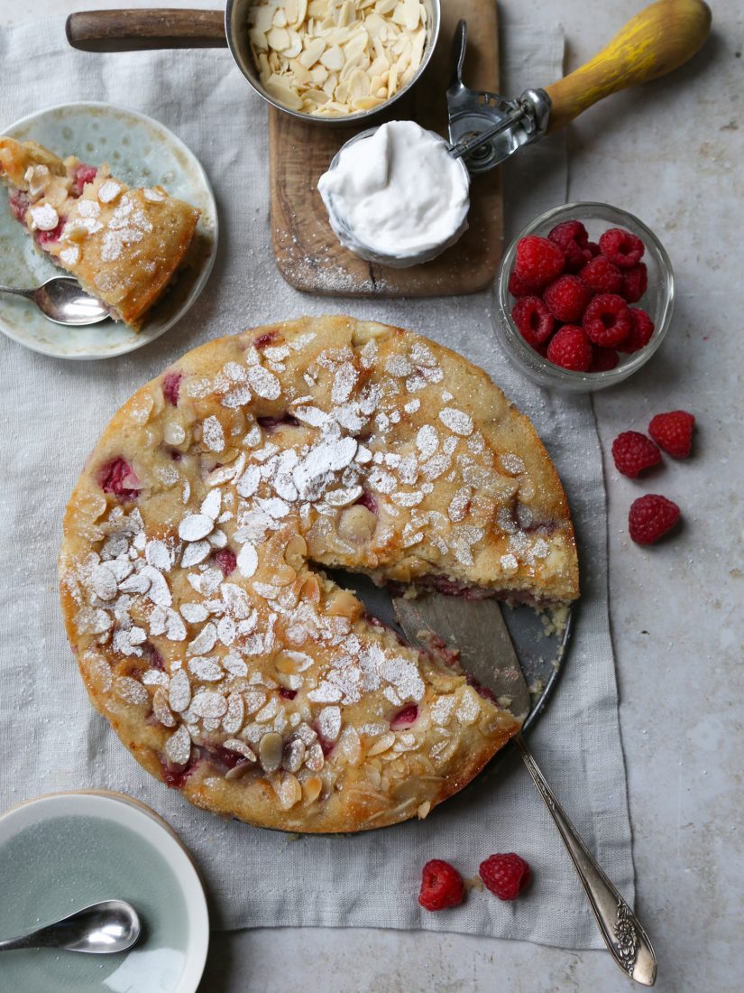 easy bakewell cake